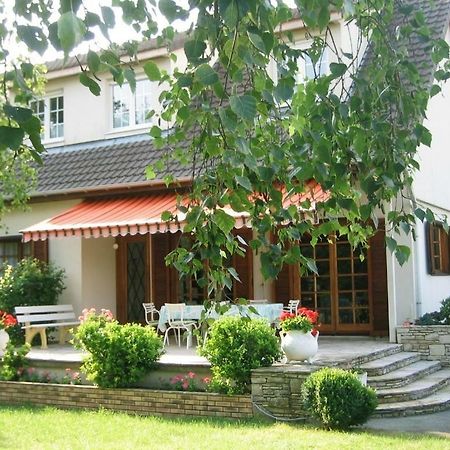 La Rachere Vayres-sur-Essonne Екстериор снимка